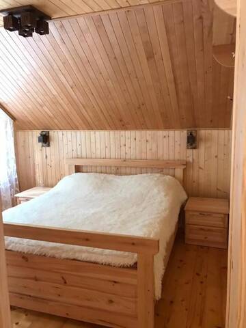 Фото номера Дом с 5 спальнями Дома для отпуска Ялинка г. Мигово 53