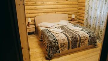 Фото номера Дом с 4 спальнями Дома для отпуска Forest House г. Мигово 47
