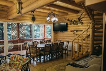 Фото номера Дом с 4 спальнями Дома для отпуска Forest House г. Мигово 15