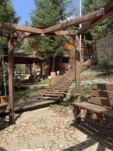 Фото номера Дом с 4 спальнями Дома для отпуска Forest House г. Мигово 34